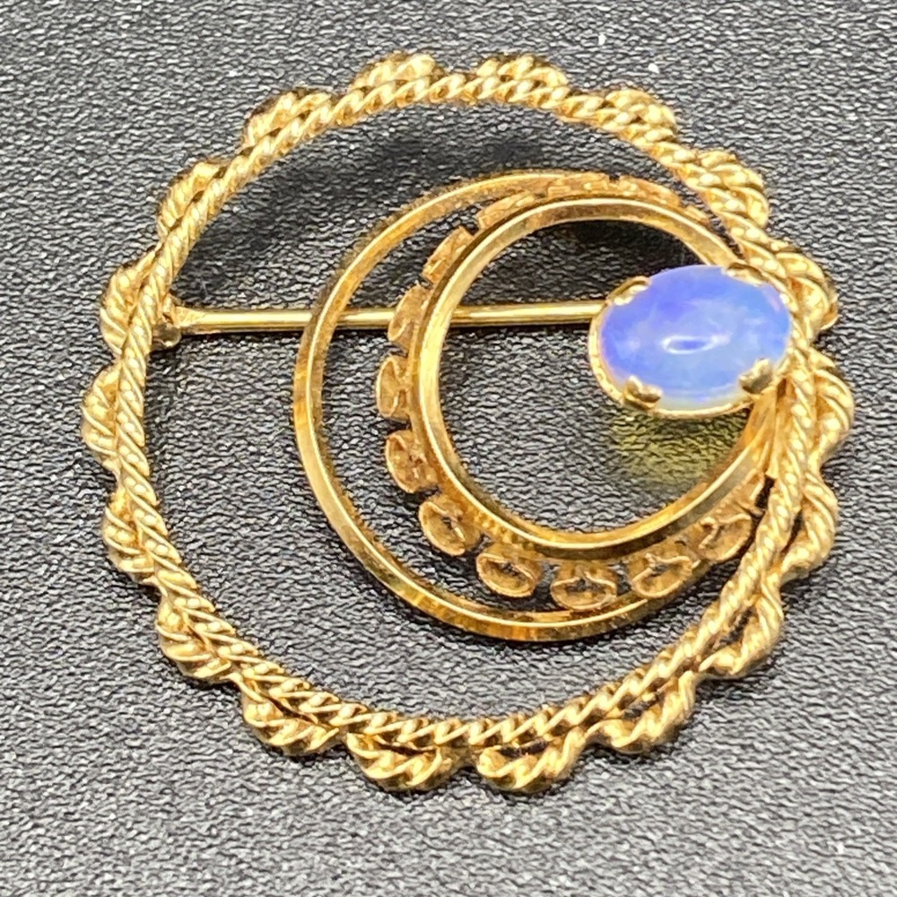 Unsigned Gold Filled Brooch Vintage Blue Stone 1.25"